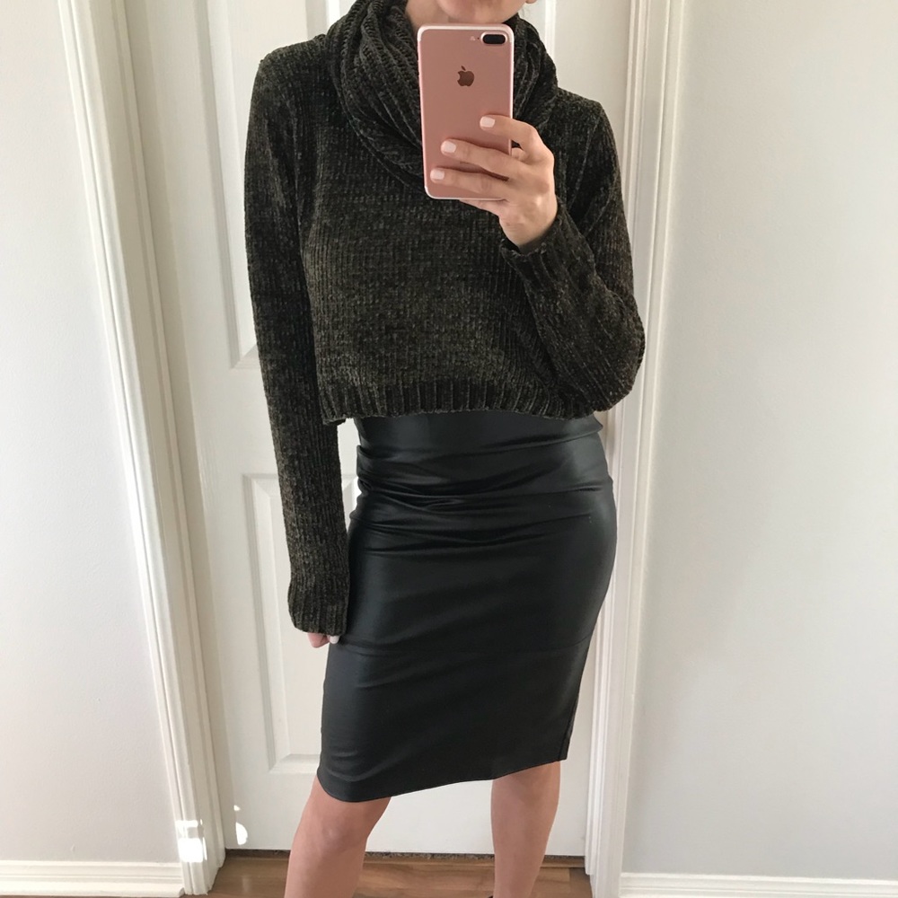 NOT AVAILABLEEE - Picture 2 of 6